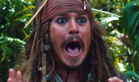 Johnny Depp Tuai Protes Ikut Film Fantastic Beasts
