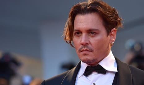  Johnny Depp Habiskan Rp 93 Juta untuk Barang Bekas Ini 