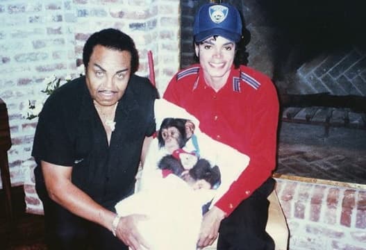 Mengidap Kanker, Ayah Michael Jackson Tutup Usia