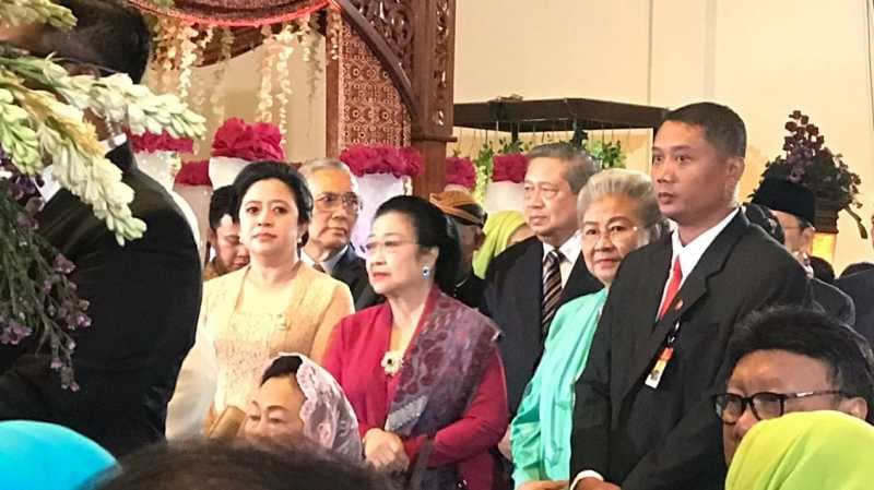 Mega dan SBY Berdekatan di Pernikahan Kahiyang-Bobby