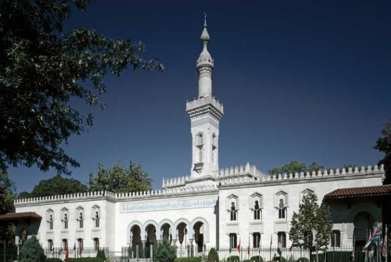 Pengaruh Andalusia di Masjid Islamic Center Washington