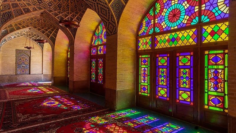 Masjid Pink hingga Gurun Terpanas di Dunia, 5 Daya Tarik Wisata Iran