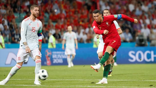Ronaldo Hat-trick, Portugal Tahan Imbang Spanyol