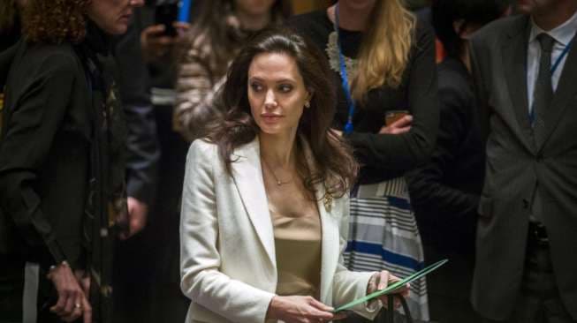 Jolie Dianggap Ganggu Kenyamanan Tetangga