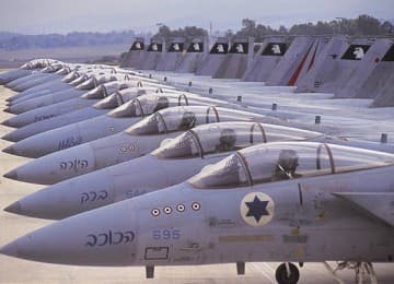 Tentara Suriah Tembak Jatuh Pesawat Tempur Israel