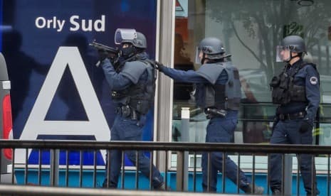 Perancis Lakukan Penyelidikan Teror di Bandara Orly