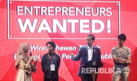 Jokowi: Lulus Kuliah, Jangan Semua Ingin Jadi Pegawai