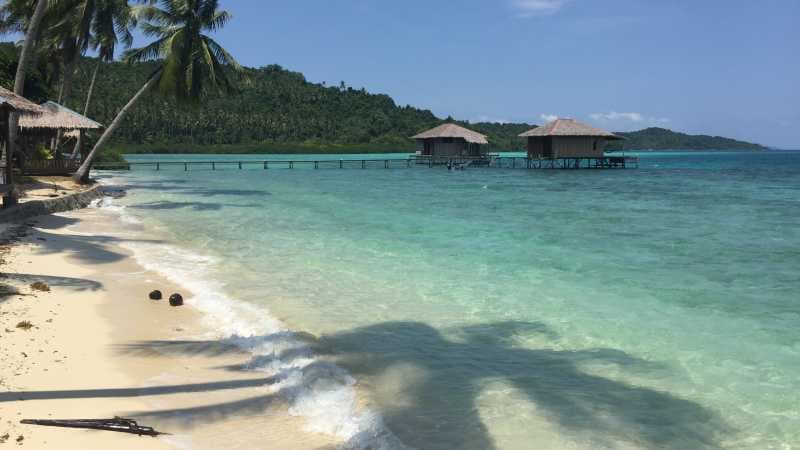 Pesona Pulau Piugus, Pulau Cantik bak Maldives versi Indonesia