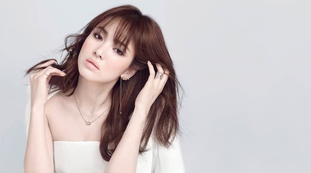 4 Aktor Tampan Ini Pernah Dekat dengan Song Hye Kyo