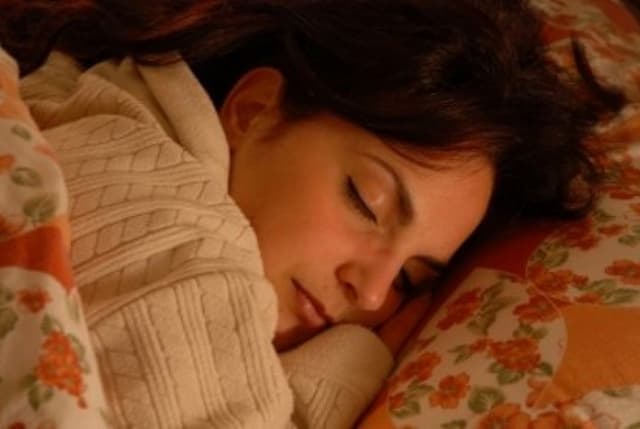 Tidur tidak Nyenyak Pengaruhi Penambahan Berat Badan
