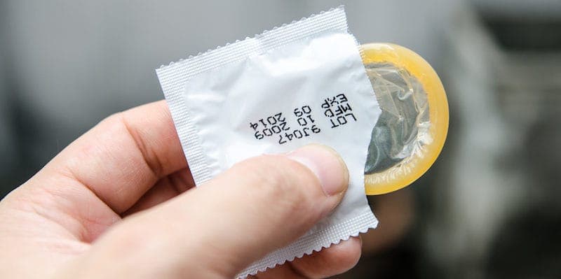 Cara Menentukan Ukuran Kondom yang Tepat