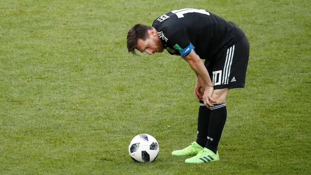 Membela Messi, Mengkritik Rekan-rekannya di Argentina