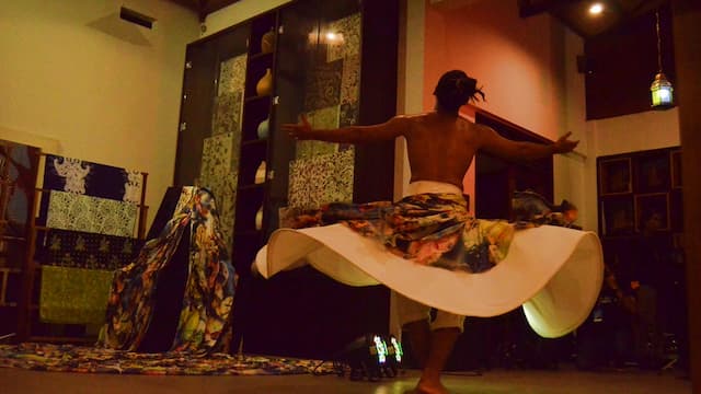 Tarian Sufi dari Tropical Transit Hangatkan Ijen Summer Jazz 2017