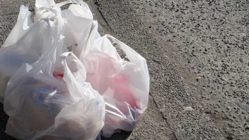 Jual Plastik di Kawasan Pasar Jaya Akan Didenda Hingga Rp 25 Juta