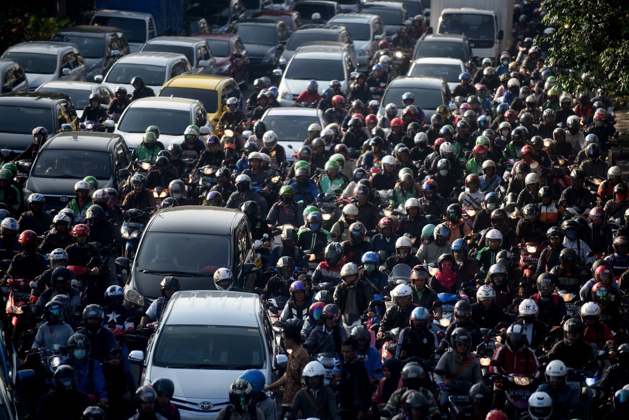 Jakarta Tidak Lagi Masuk 10 Kota Termacet di Dunia Jakarta Tidak Lagi Masuk 10 Kota Termacet di Dunia