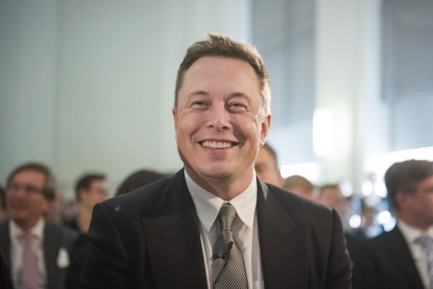 Jokowi Telepon Elon Musk Jajal Tempat Peluncuran Roket SpaceX di Indonesia Jokowi Telepon Elon Musk Jajal Tempat Peluncuran Roket SpaceX di Indonesia