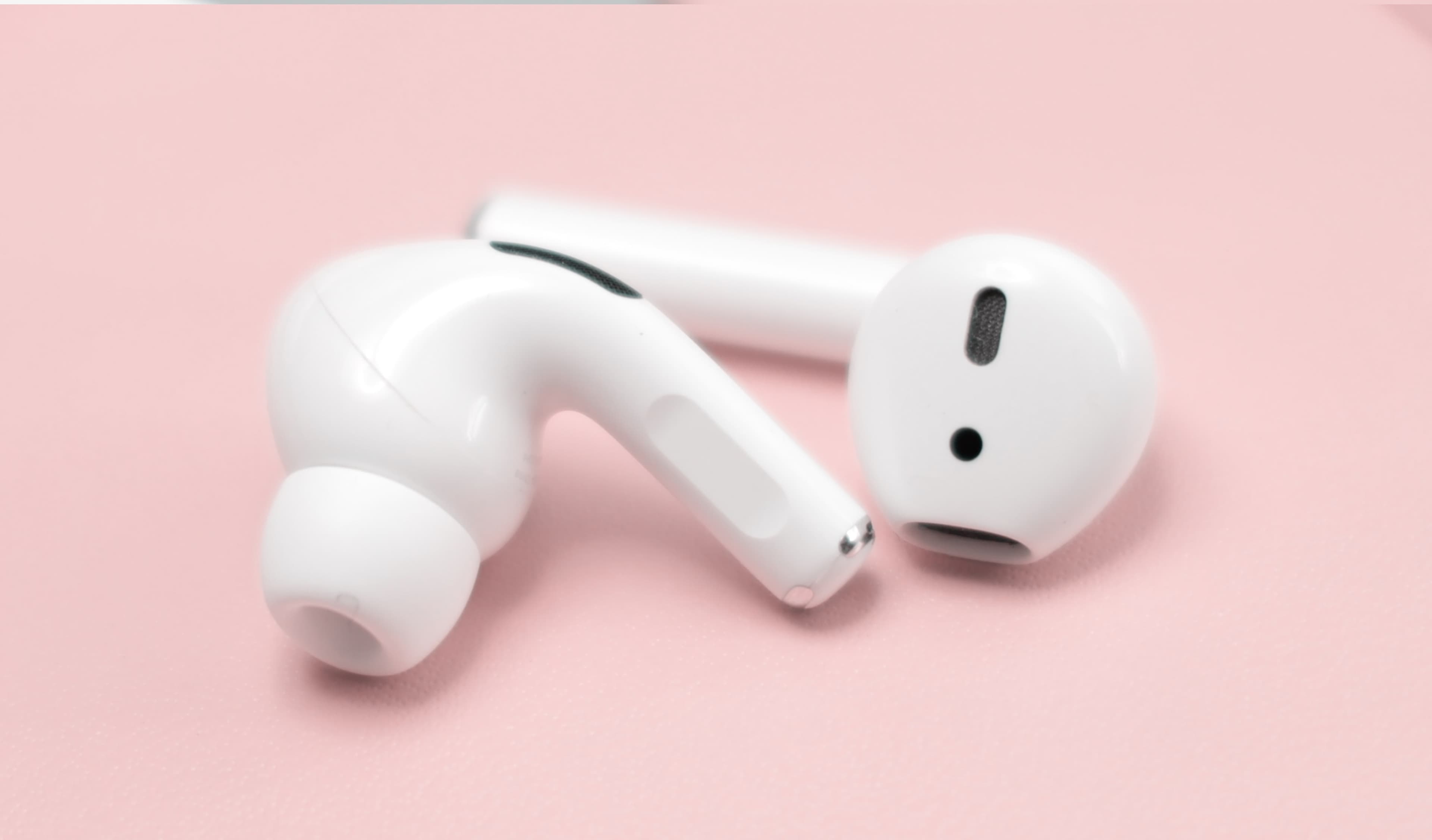 <i>Bye</i> Barang KW, Ini Tips Bedain AirPods Original dan Abal-abal <i>Bye</i> Barang KW, Ini Tips Bedain AirPods Original dan Abal-abal