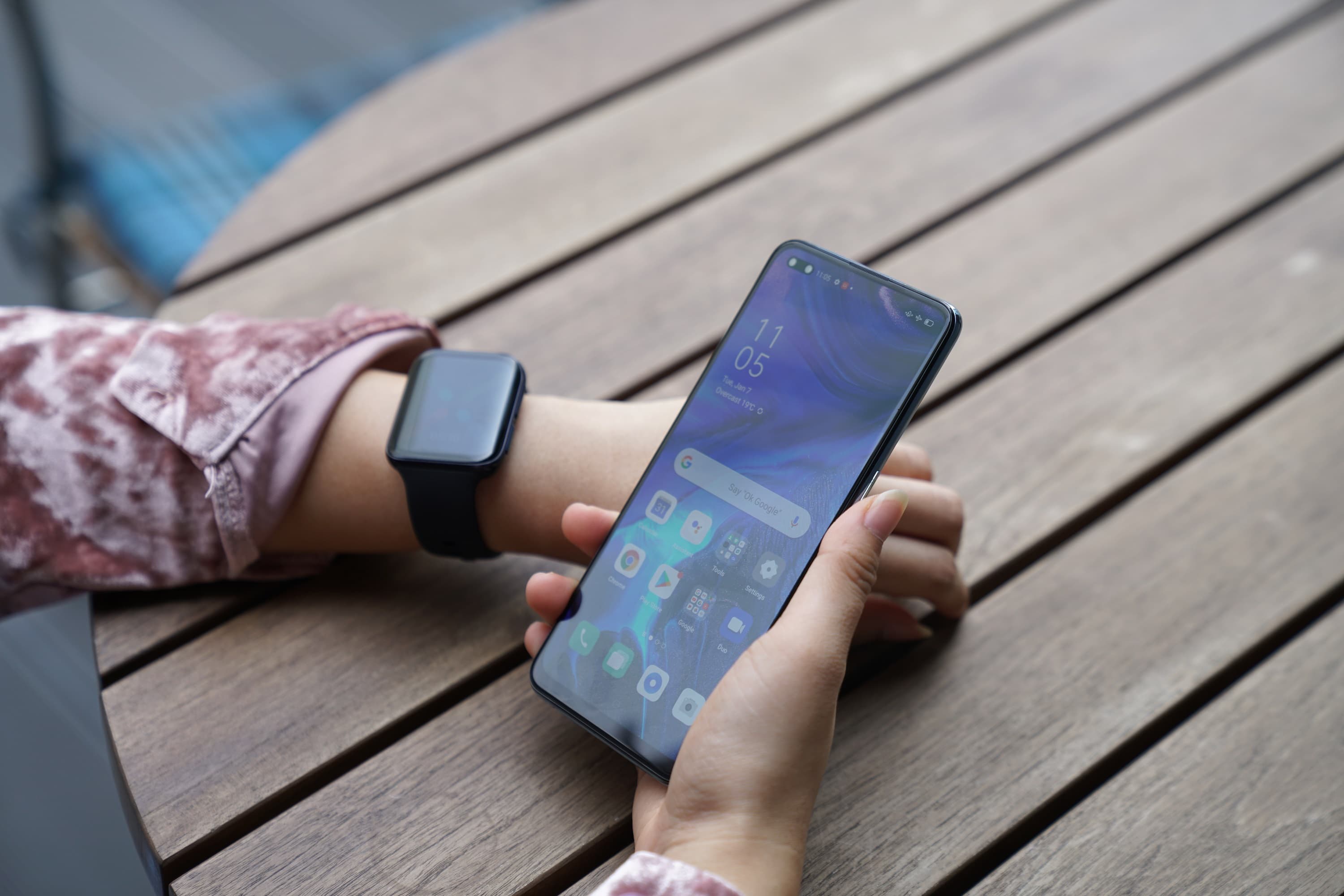 OPPO Pantenkan Teknologi Pindai Pembuluh Darah untuk Buka Kunci Wearables OPPO Pantenkan Teknologi Pindai Pembuluh Darah untuk Buka Kunci Wearables