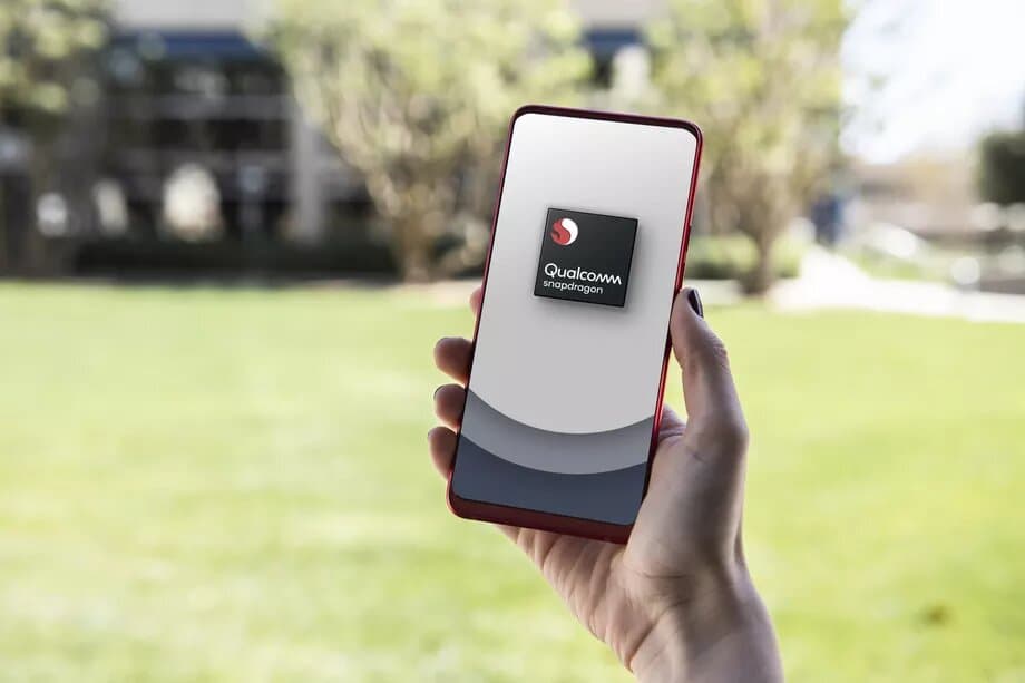 Smartphone Pertama dengan Snapdragon 895 akan Diluncurkan Akhir 2021 Smartphone Pertama dengan Snapdragon 895 akan Diluncurkan Akhir 2021