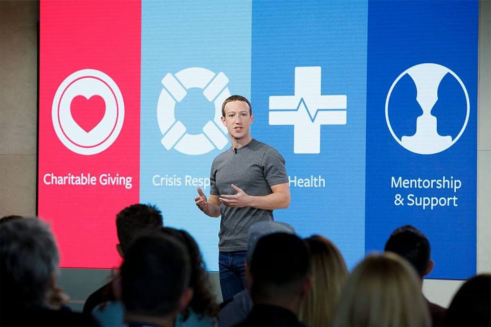 Mark Zuckerberg Kritik Apple Secara Terbuka di Clubhouse Mark Zuckerberg Kritik Apple Secara Terbuka di Clubhouse