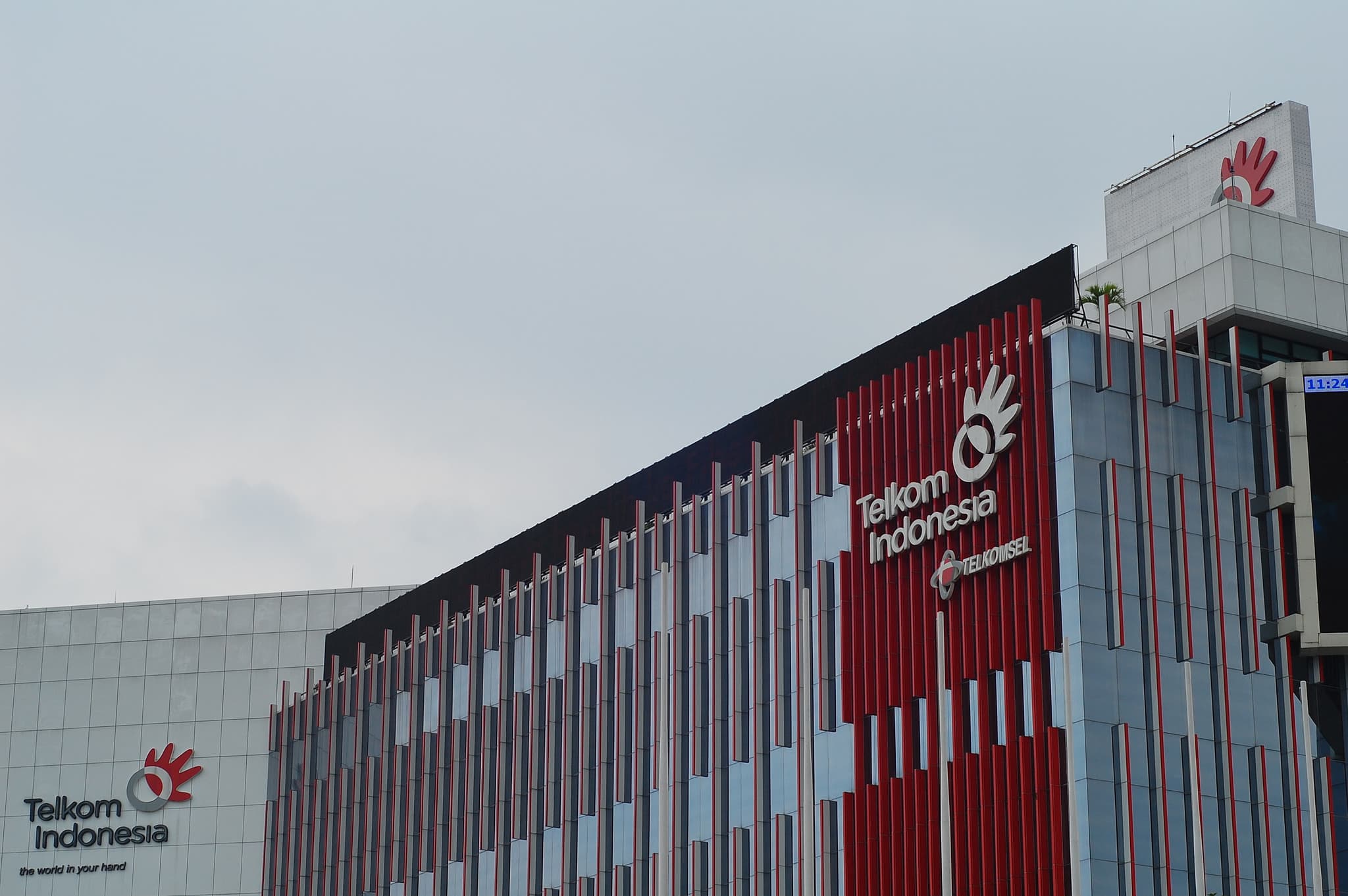 Telkom Masuk Jajaran Tempat Kerja Terbaik Versi Forbes, Satu-satunya dari Indonesia Telkom Masuk Jajaran Tempat Kerja Terbaik Versi Forbes, Satu-satunya dari Indonesia