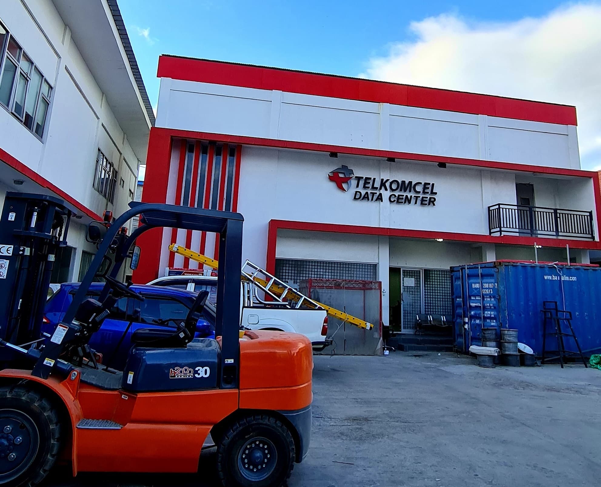 Telkomcel Bantu UMKM Timor Leste dengan MyLoja Telkomcel Bantu UMKM Timor Leste dengan MyLoja